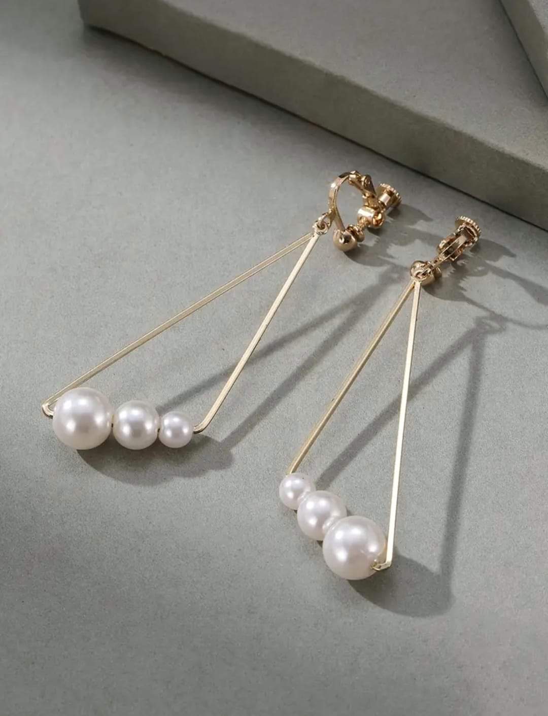 Pearl Triangles Shape Clip On Earrings