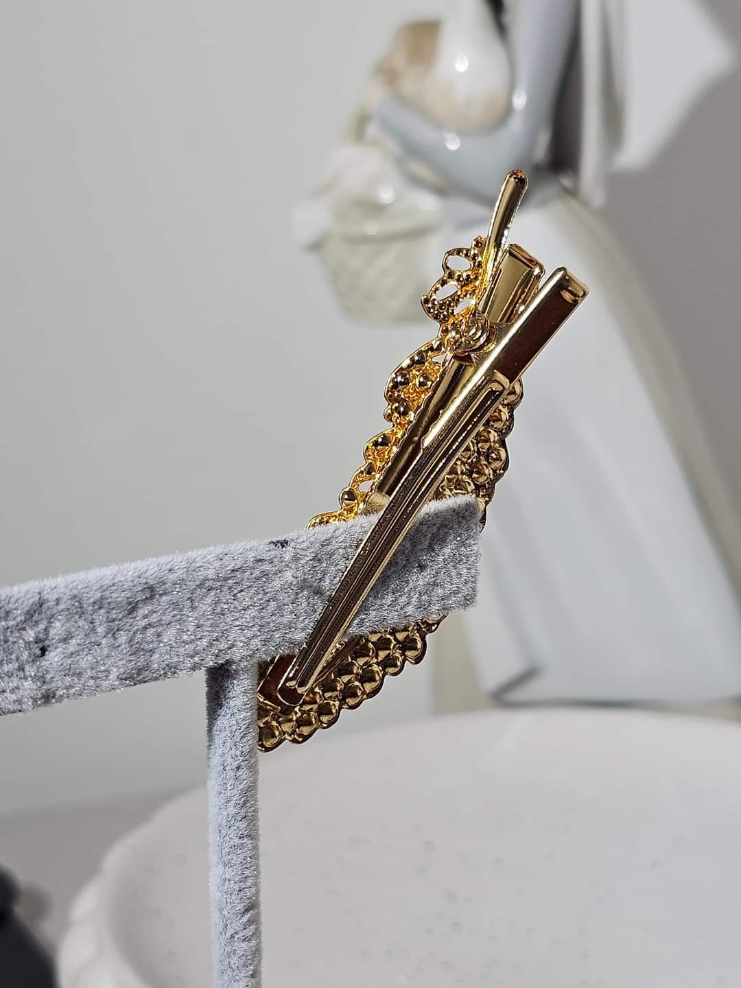 Cubic Zirconia Leaf HairClip Handmade